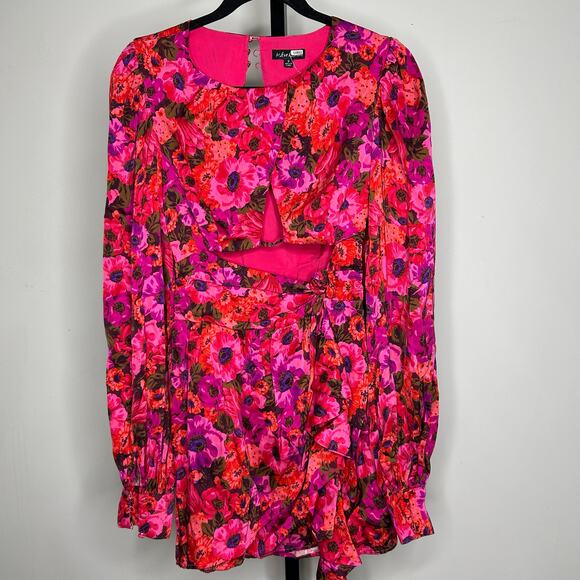 For‎ Love and lemons- Small- cutout, romantic, hidden zip, button closure, mini - Picture 5 of 6